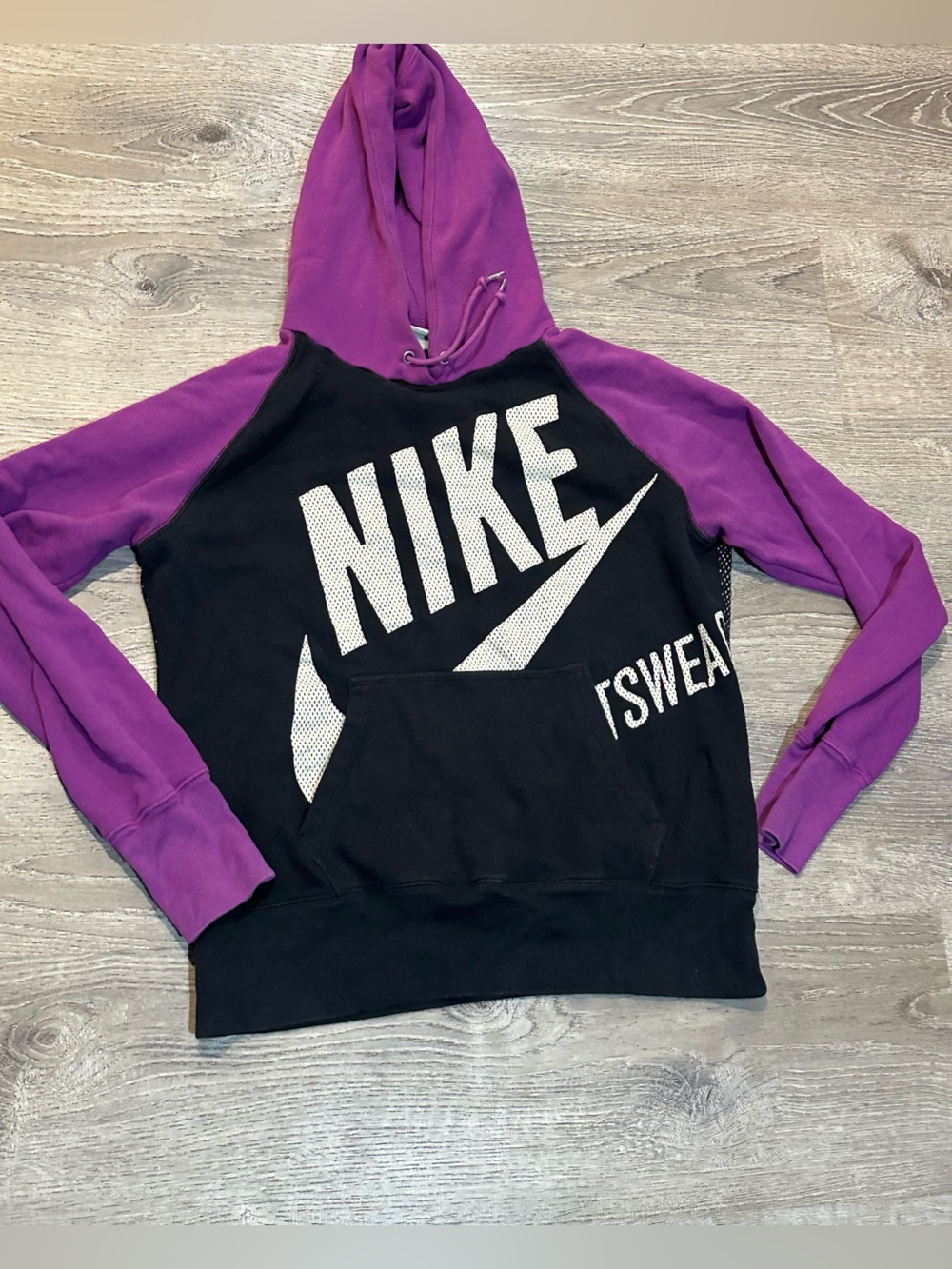 Nike Sportswear Black Purple Hoodie Pullover Long Sleeve Women’s Size L